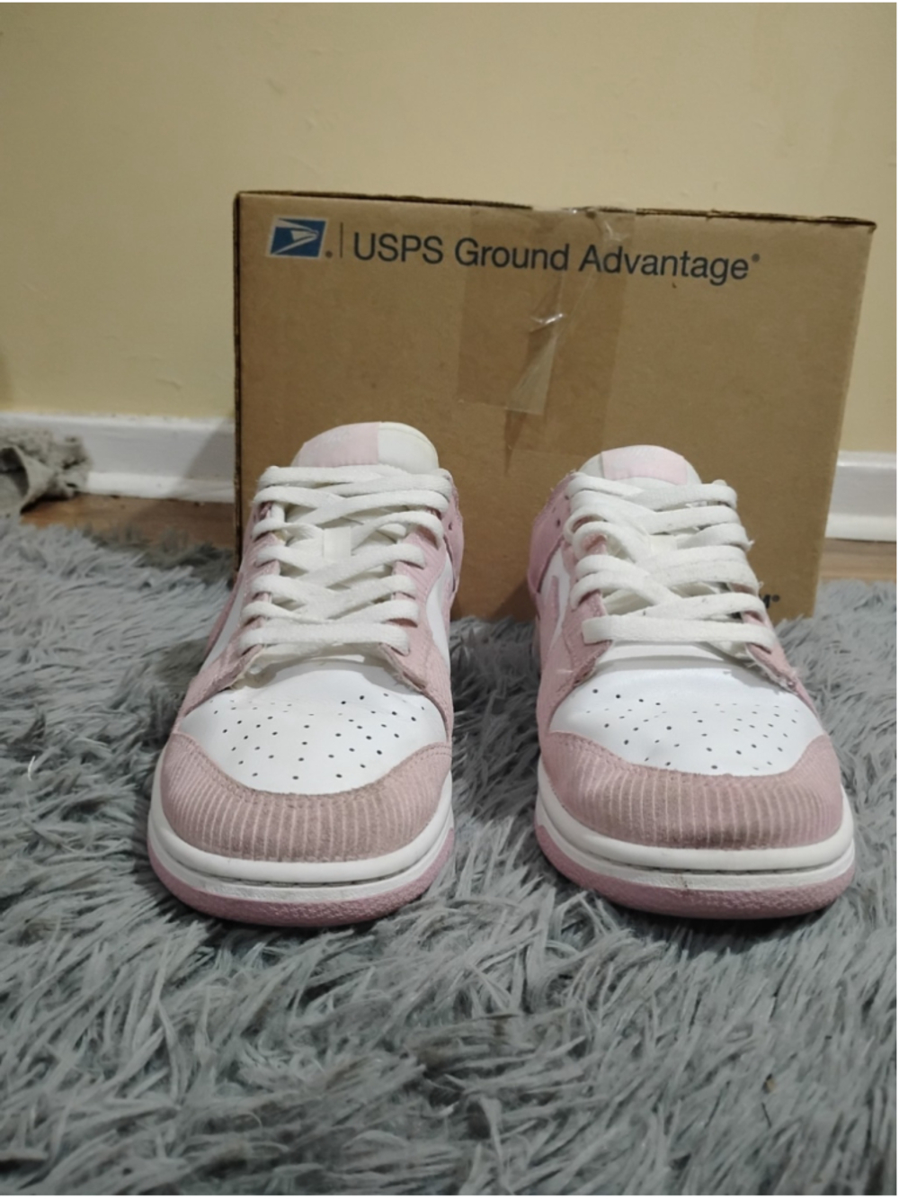 Nike Dunk Low Women Size 10 Pink Corduroy White/Pink Sneakers FN7167-100 - Picture 3 of 12